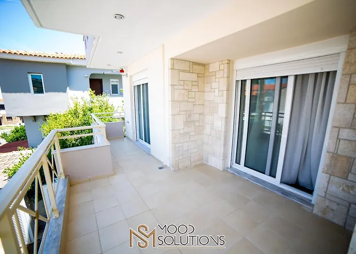 Apartamento Polys Moodsolutions Living Polychrono